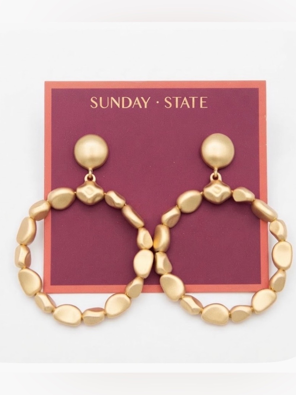 NWT ⚜️💛⚜️ Sunday State Golden Tone Brass Hearts Dangle Earrings